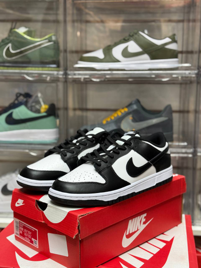 Nike Dunk Low Retro Panda