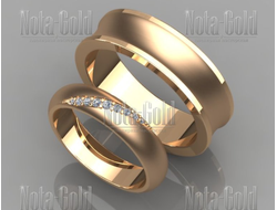 Классические обручальные кольца с канавкой из желтого золота с продольной полоской бриллиантов в жен