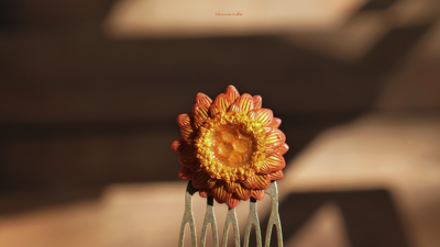 Гребень для волос "Цветок для медовой феи"