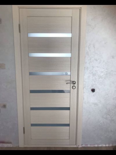 OPTIMA PORTE/ TURIN 507. ЯСЕНЬ ПЕРЛАМУТРОВЫЙ/ СТЕКЛО САТИН СВЕТЛОЕ