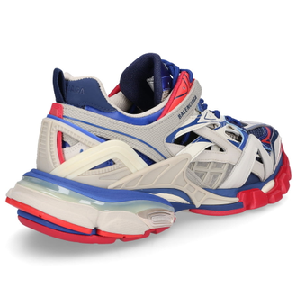 Triple trainers online