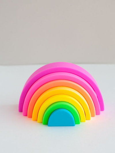 Пирамидка - прорезыватель из пищевого силикона Радуга Неон