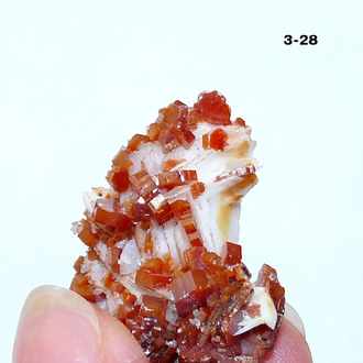 Ванадинит натуральный (щетка) №3-28: 30*23*15мм