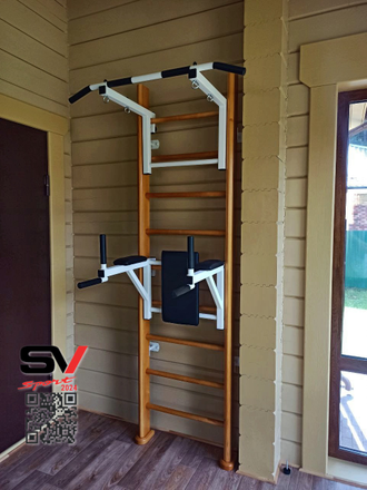 Спортивный комплекс для дома  деревянный. С турником , брусьями и  скамьей для пресса  (ОРЕХ)