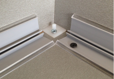 Пристеночный плинтус универсальный