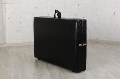 Кушетка татуировщика портативная с регулировкой высоты "Сobra" black (180 х 60 см)