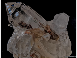 Горный хрусталь (разн. кварца) с включениями хлорита и карбонатов. Бразилия. 145*130*120мм