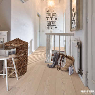 Паркетная доска Meister Дуб натур Арктический белый 8735 HD400L