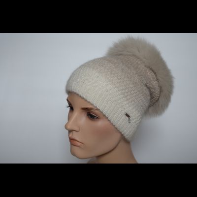 Стильная шапка вязаная с мехом Vizio Италия 6711 TP белая с бежевым