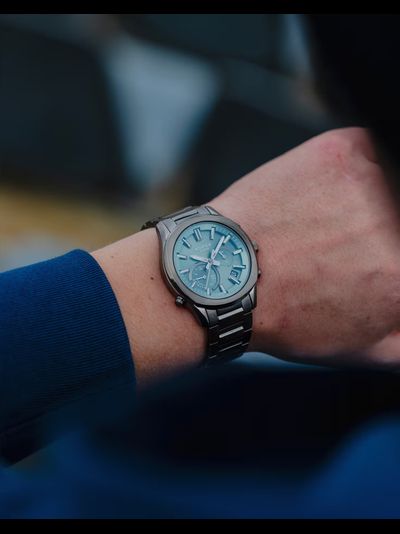 Часы Casio Edifice EQB-1300DC-3A