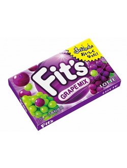 Жевательная резинка виноградная Lotte Fit’s Grape Mix (12 пластинок)