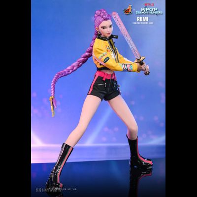 ПРЕДЗАКАЗ - Руми ("Кейпоп-охотницы на демонов") - Коллекционная ФИГУРКА 1/6 Rumi  KPop Demon Hunters (TMS176) - Hot Toys ?ЦЕНА: 33500 РУБ.?