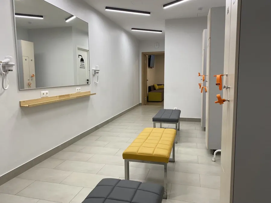 Тёплые раздевалки с феном