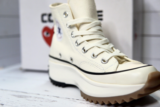 Кеды Converse Play Comme Des Garçons на платформе белые