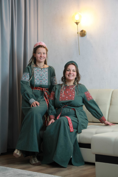 Платье славянское из крапивы Женское счастье цвет Тайга