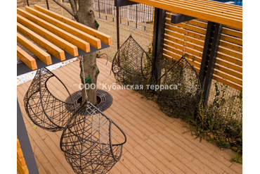 ЖК Олимпийский. Лаунж-зона с перголами и скамейками