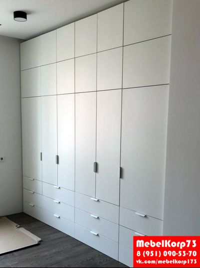 Распашные шкафы на заказ