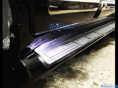 Подножки с подсветкой Toyota Land Cruiser 200 черные