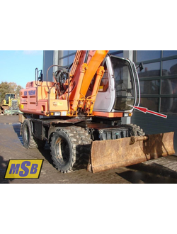 Стекло лобовое нижнее на Fiat Hitachi ex165, Fiat Hitachi ex255, Fiat Hitachi ex355