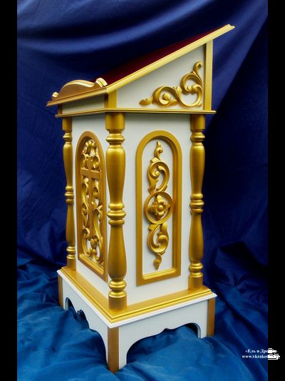 Аналой белый с золотом, с красным бархатом