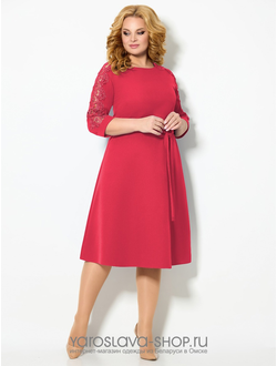 Модель: М879-1. Платье ярко-красного цвета с кружевными вставками на рукавах.