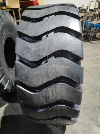 Фото протектора 23.5-25 E3/L3 24PR QH811 Superguider