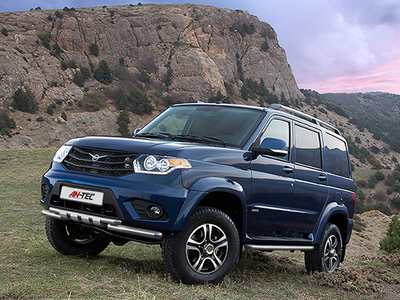 Защита переднего бампера d76/d57 клыки Uaz Patriot (Уаз Патриот)