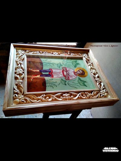 Киот резной из ясеня
