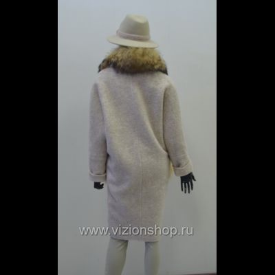 Женское пальто зимнее с меховым воротником и карманами из меха Arti moda 1538 бежевое