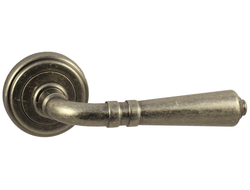 Дверная ручка V18AS состаренное серебро