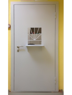 Кассовая дверь с выдвижным лотком в оружейную комнату, кассовые двери в самаре от производителя