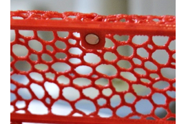 Футляр для очков с магнитной защелкой. Поверхность создана с помощью алгоритма Г.Ф. Вороного.