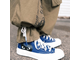 Кеды Converse Comme des Garcons PLAY синие высокие на ноге фото