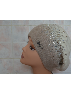 Берет с камнями Сваровски из коллекции женских вязаных беретов с камнями Swarovski