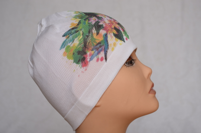 Модная женская летняя шапка с рисунком фото