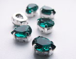 Капля 6х8 мм цвет Emerald #123, оправа Серебро