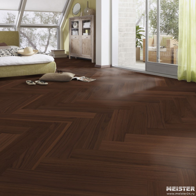 Паркетная доска PS 500 Meister Орех американский лайвли 8044 в интерьере