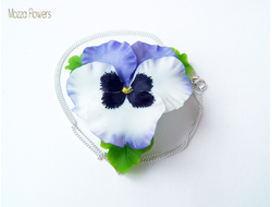 Кулон "Анютины глазки" . Цветы из полимерной глины