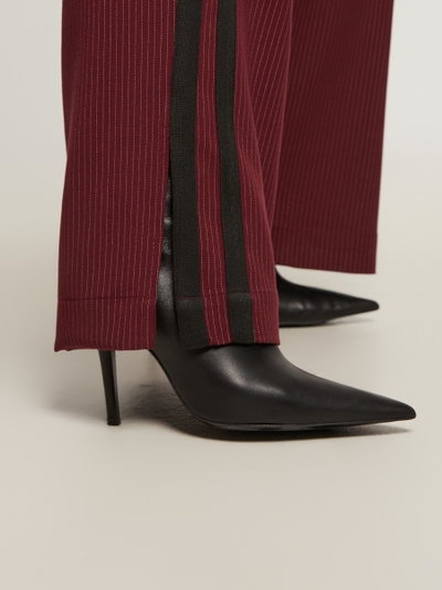 Брюки бордовые в полоску с лампасом