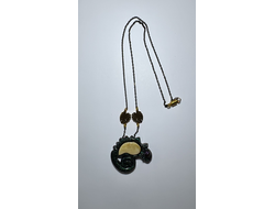 Подвеска с янтарем