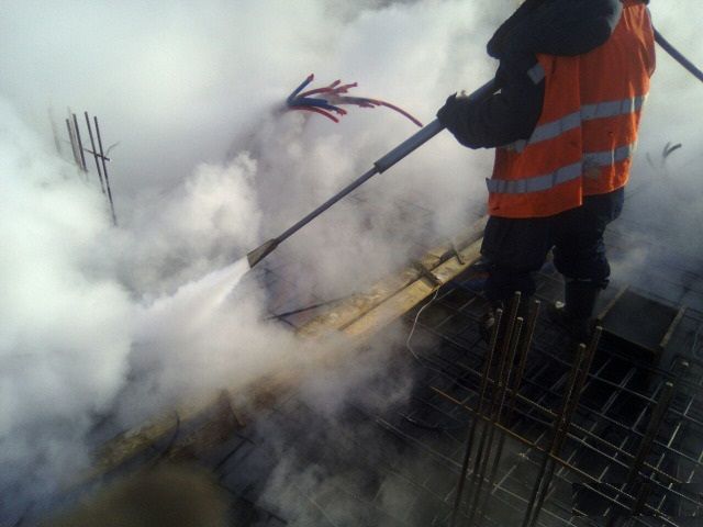 Отогрев парогенератором арматуры от снега, льда, наледи