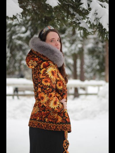 Куртка из павлопосадского платка "Солнце"