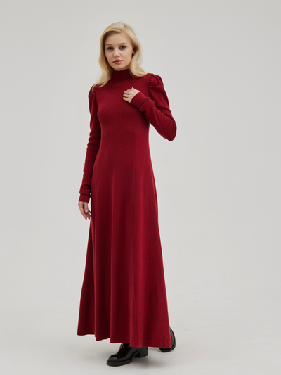 Платье вязаное