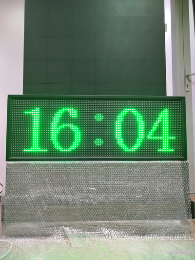 Уличные часы-[88:88]-t-370х1010мм (зеленые)