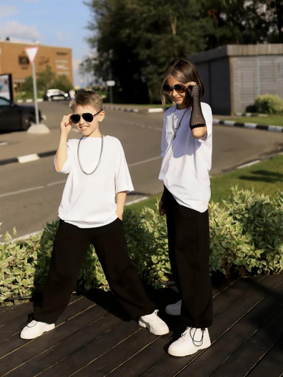 Спортивные брюки с утяжками черные