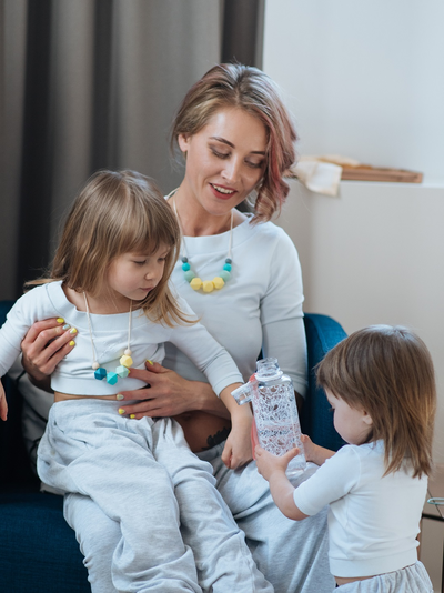 Набор бусы "Кремовые" и "Гексагоны летние"