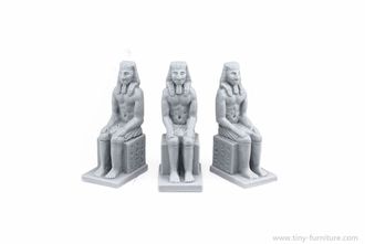 Pharaoh statues