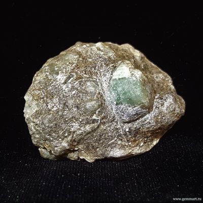 Берилл в слюдите. Россия. 45*38*15мм