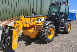Погрузчик телескопический JCB 540-140