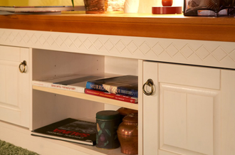 ТВ-Тумба Дания из массива сосны 129,5 х 40 х 54 см